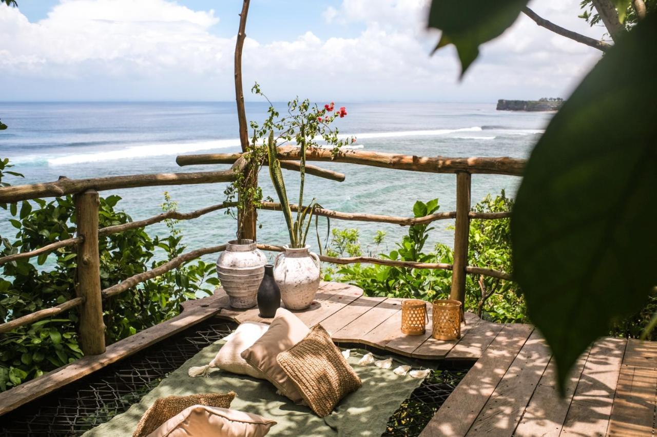 Hotel The Korowai à Uluwatu Extérieur photo