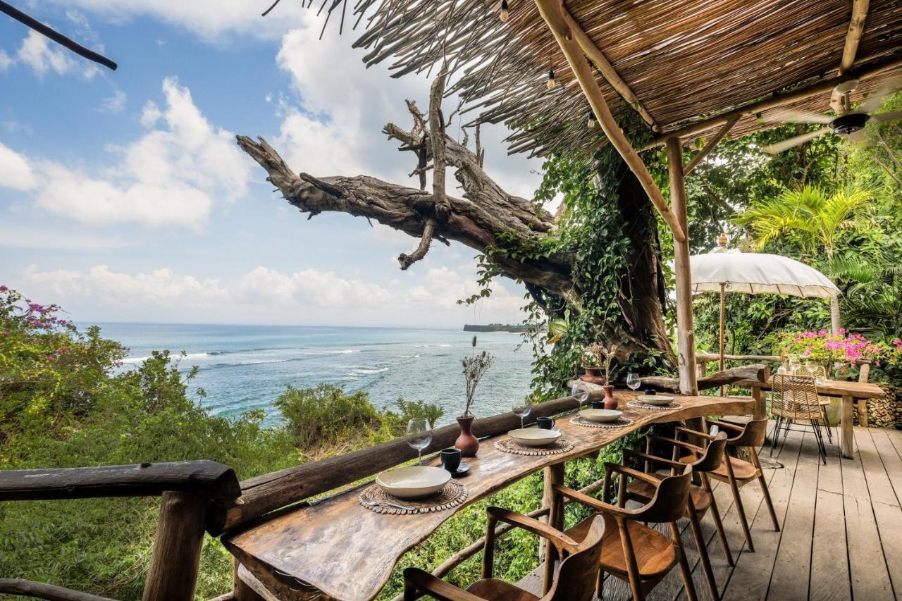 Hotel The Korowai à Uluwatu Extérieur photo