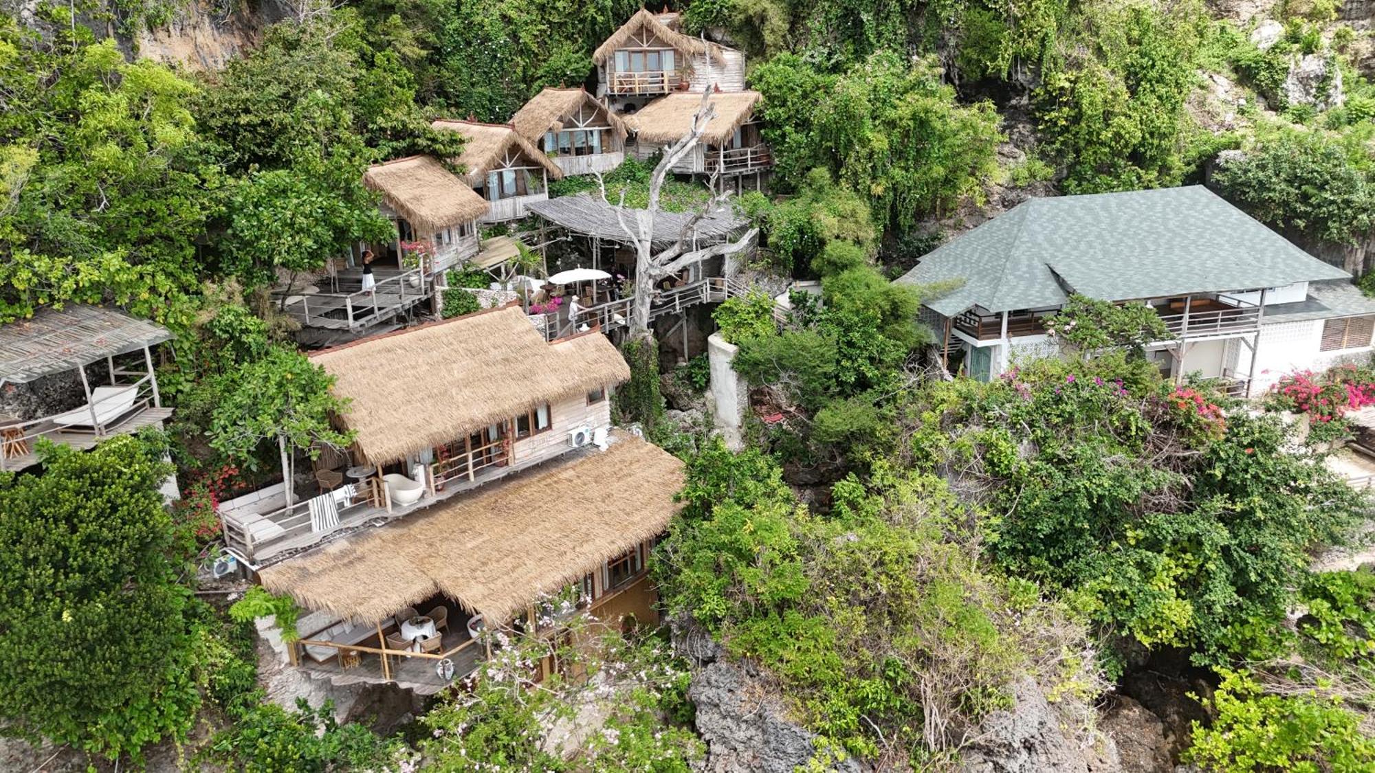 Hotel The Korowai à Uluwatu Extérieur photo